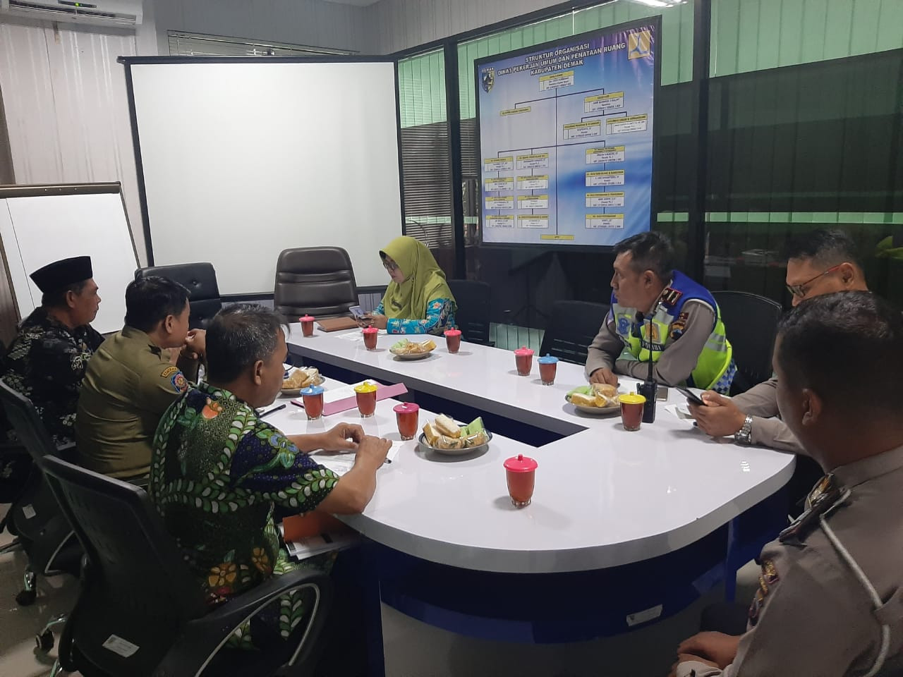 Rapat Pembahasan Pembukaan Marka Jalan Beton Dan Penutupan Akses Jalan