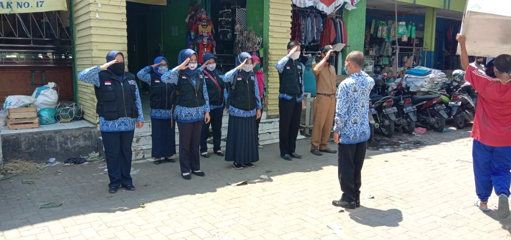 Apel Pagi Pasar Buyaran Beserta Peringatan HUT Kemerdekaan RI Ke 75 Di Tengah Pandemic Covid - 19