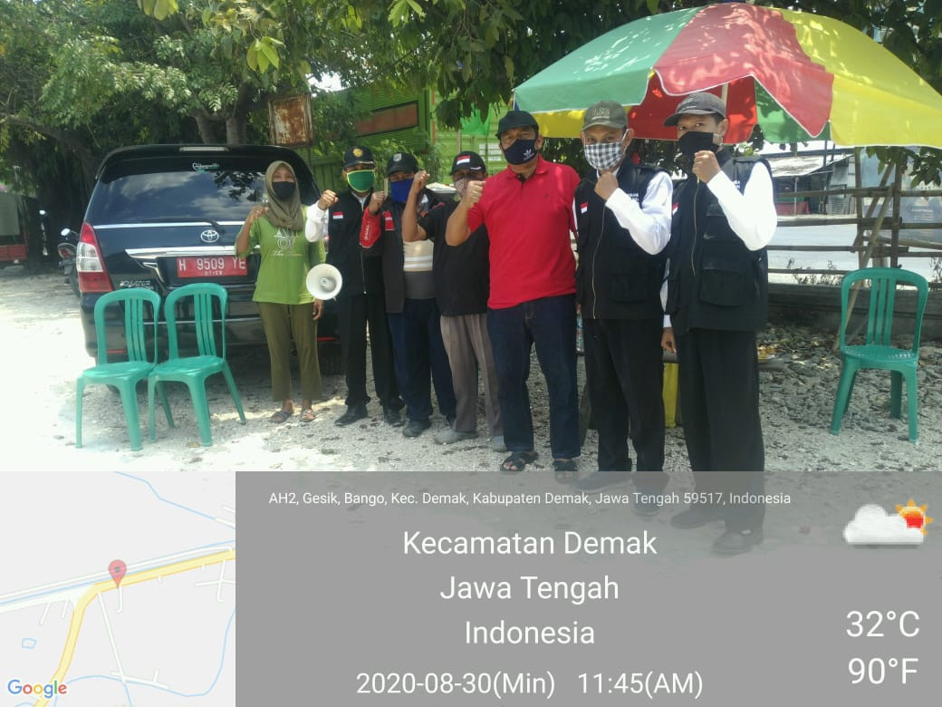 Bapak Kadin Dindagkop UKM Melakukan Monitoring Kesehatan Di Pasar Jebor