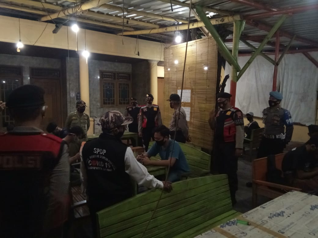 Giat Rutin Malam Bersama SPDP Covid 19 Bersama Polres Demak Dan Satpol PP