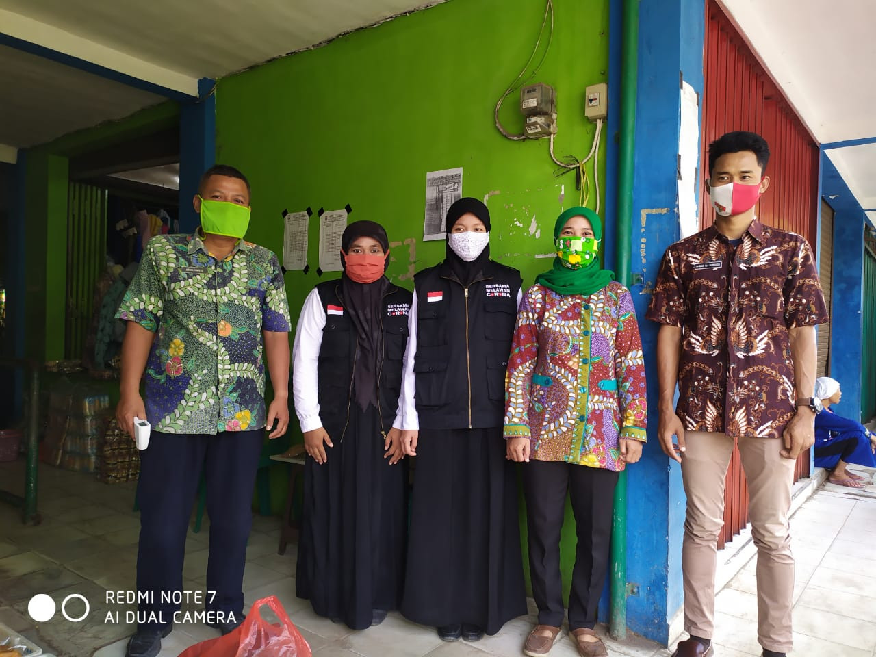 Kegiatan Apel Pagi Dan Penjagaan Protokol Kesehatan Di Pasar Wedung  Kamis 12 November 2020